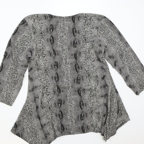 Jasmine collection Womens Grey Animal Print  Basic T-Shirt Size M