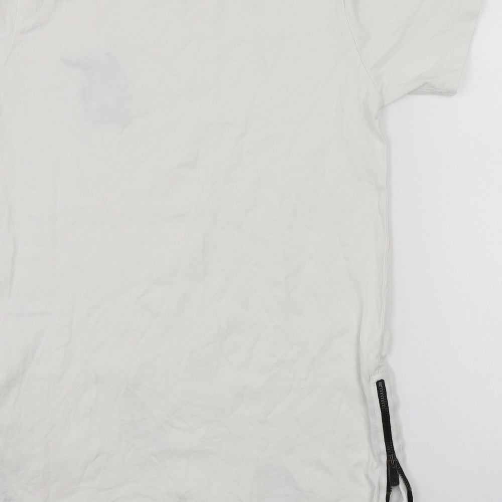 sonnetti Boys White   Basic T-Shirt Size 12-13 Years
