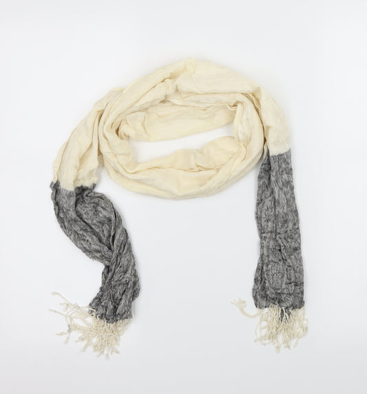 Front view of Preworn women’s ivory knit scarf