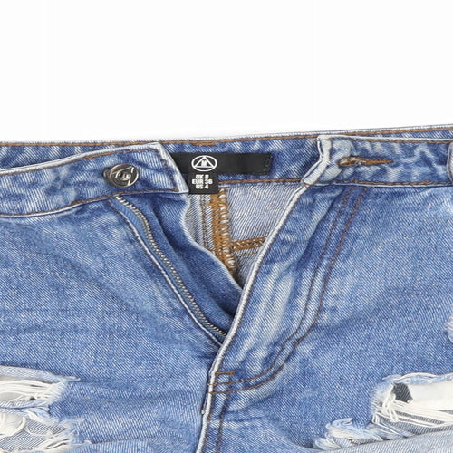 M Womens Blue  Denim Mom Shorts Size 8 - Distressed