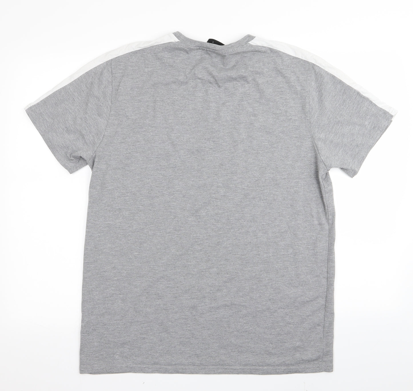 Closure London Mens Grey    T-Shirt Size L