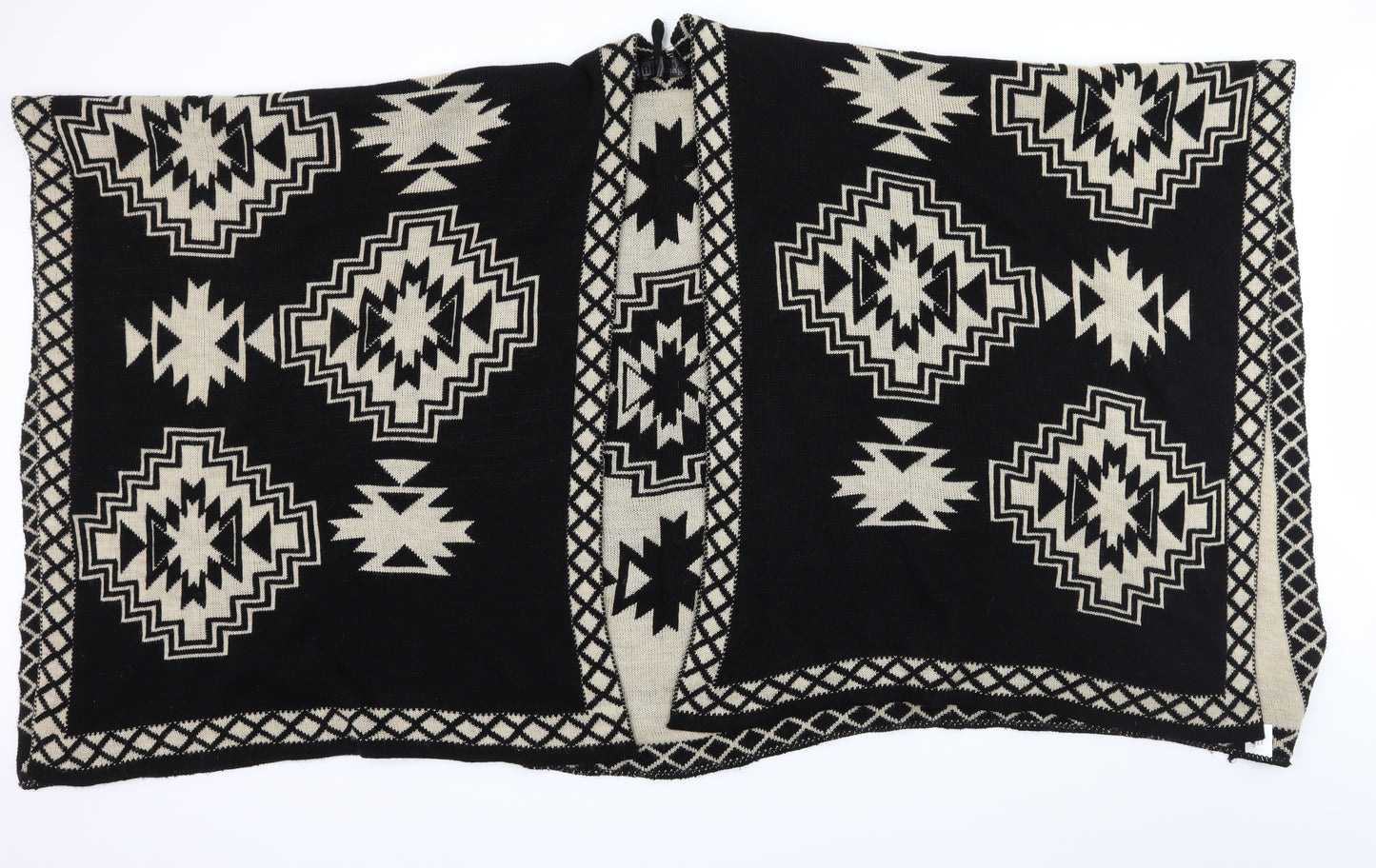New Image Womens Black Geometric Knit  Shawl/Wrap