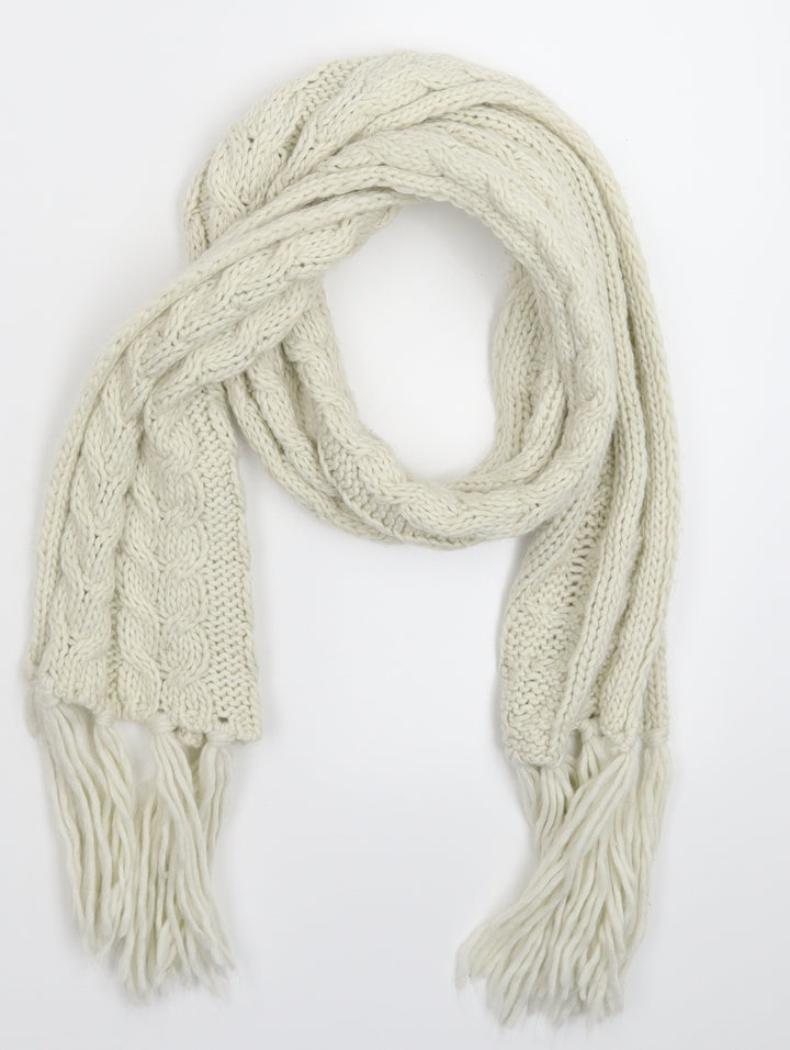Preworn Womens White Knit Scarf