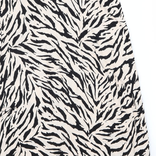 Preworn Womens Black Animal Print  Basic Blouse Size 8  - 9