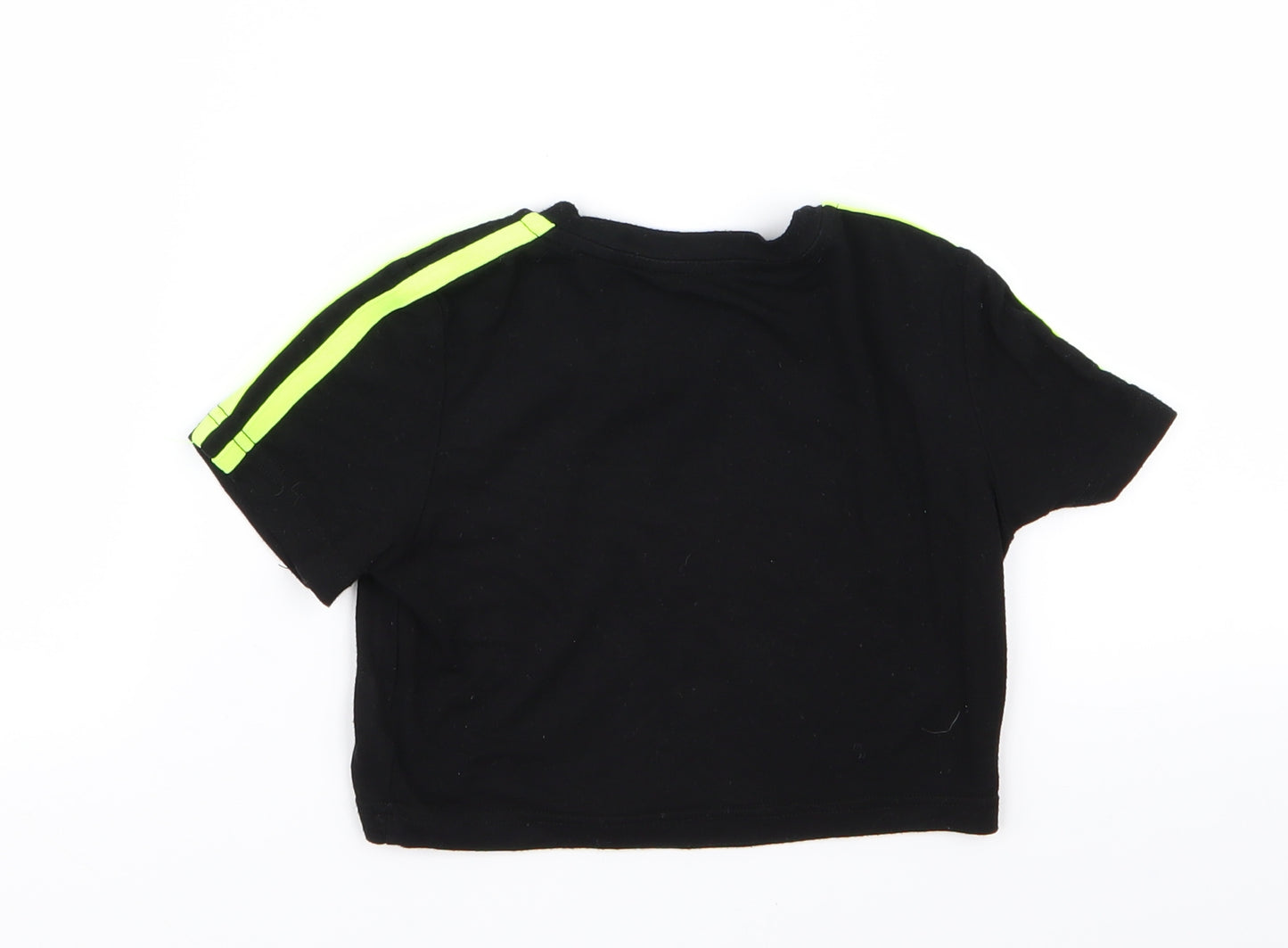 she in Girls Black   Cropped T-Shirt Size 7 Years