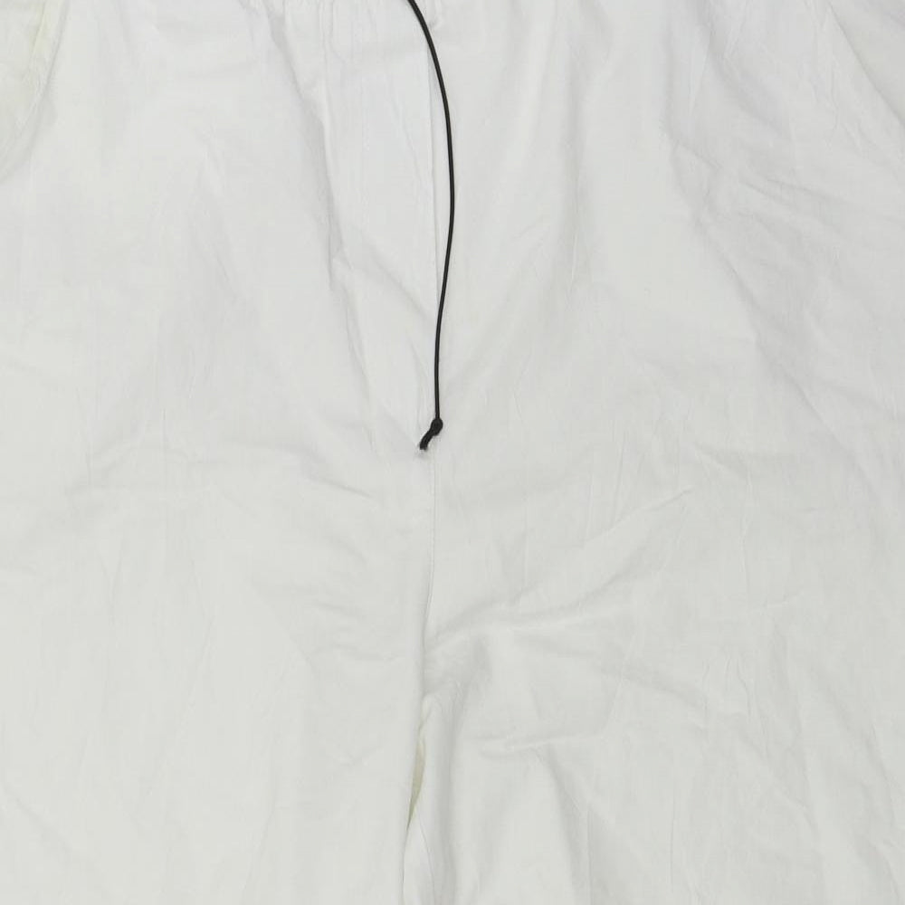 Preworn  Womens White   Cropped Trousers Size 34 in L21 in