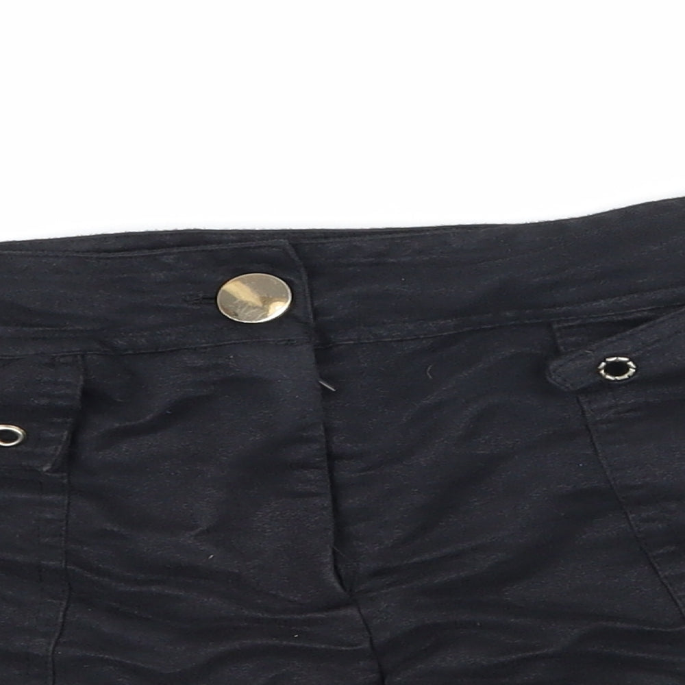 Preworn Womens Black  Velour Hot Pants Shorts Size M