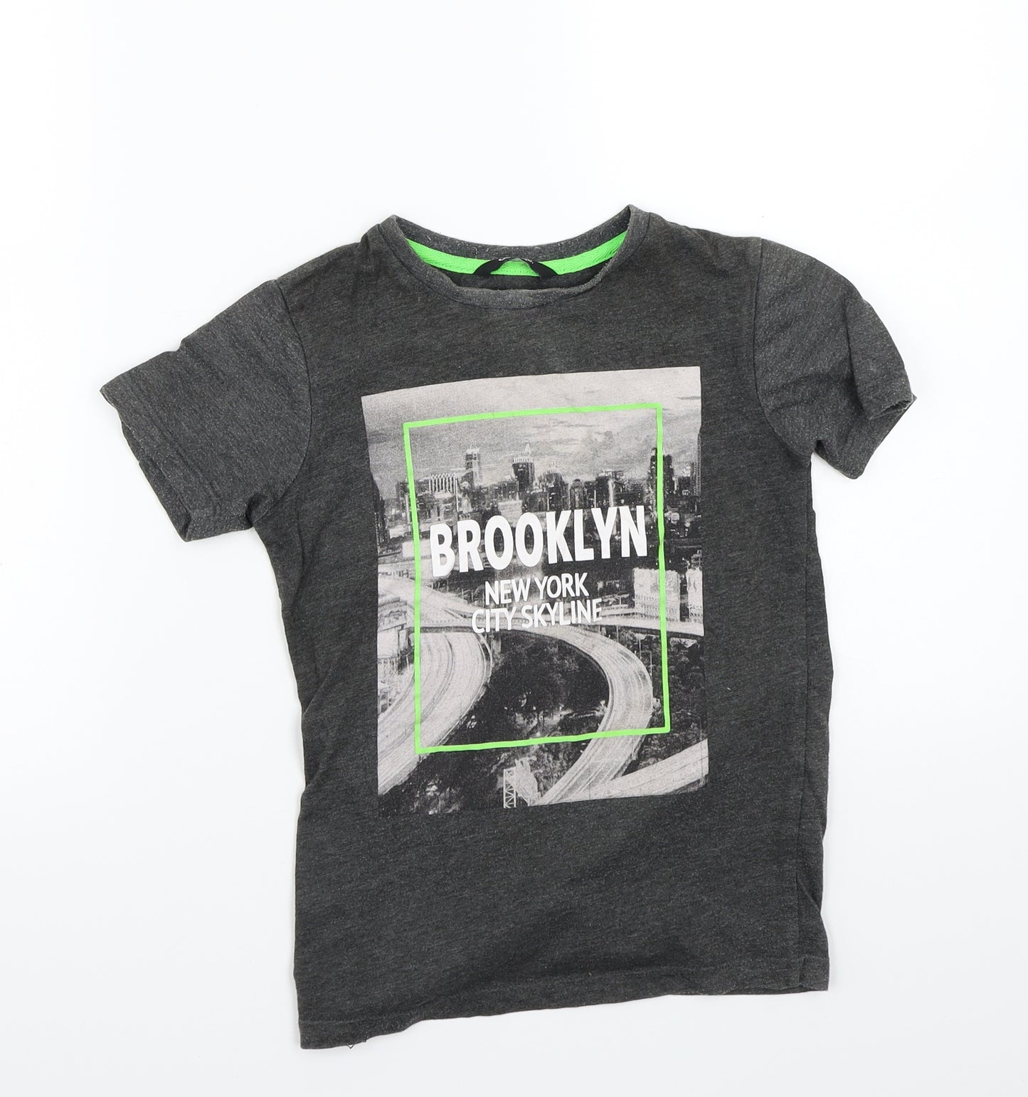 George Boys Grey   Basic T-Shirt Size 6-7 Years