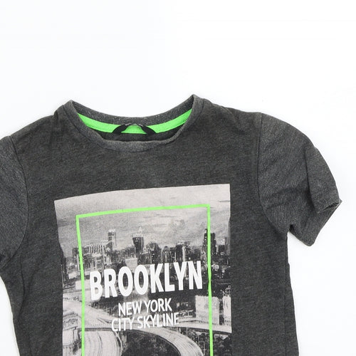 George Boys Grey   Basic T-Shirt Size 6-7 Years