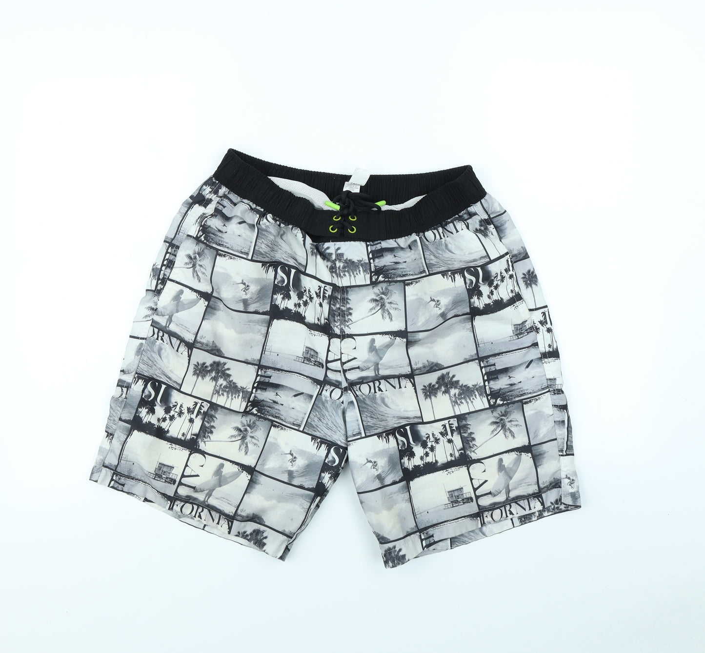F&F Mens White Geometric  Sweat Shorts Size M