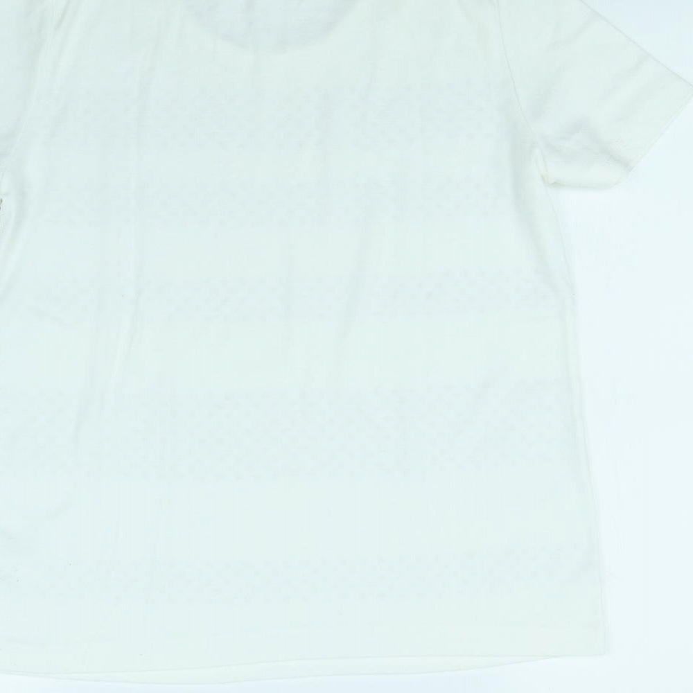 BM collection Womens White   Basic T-Shirt Size M