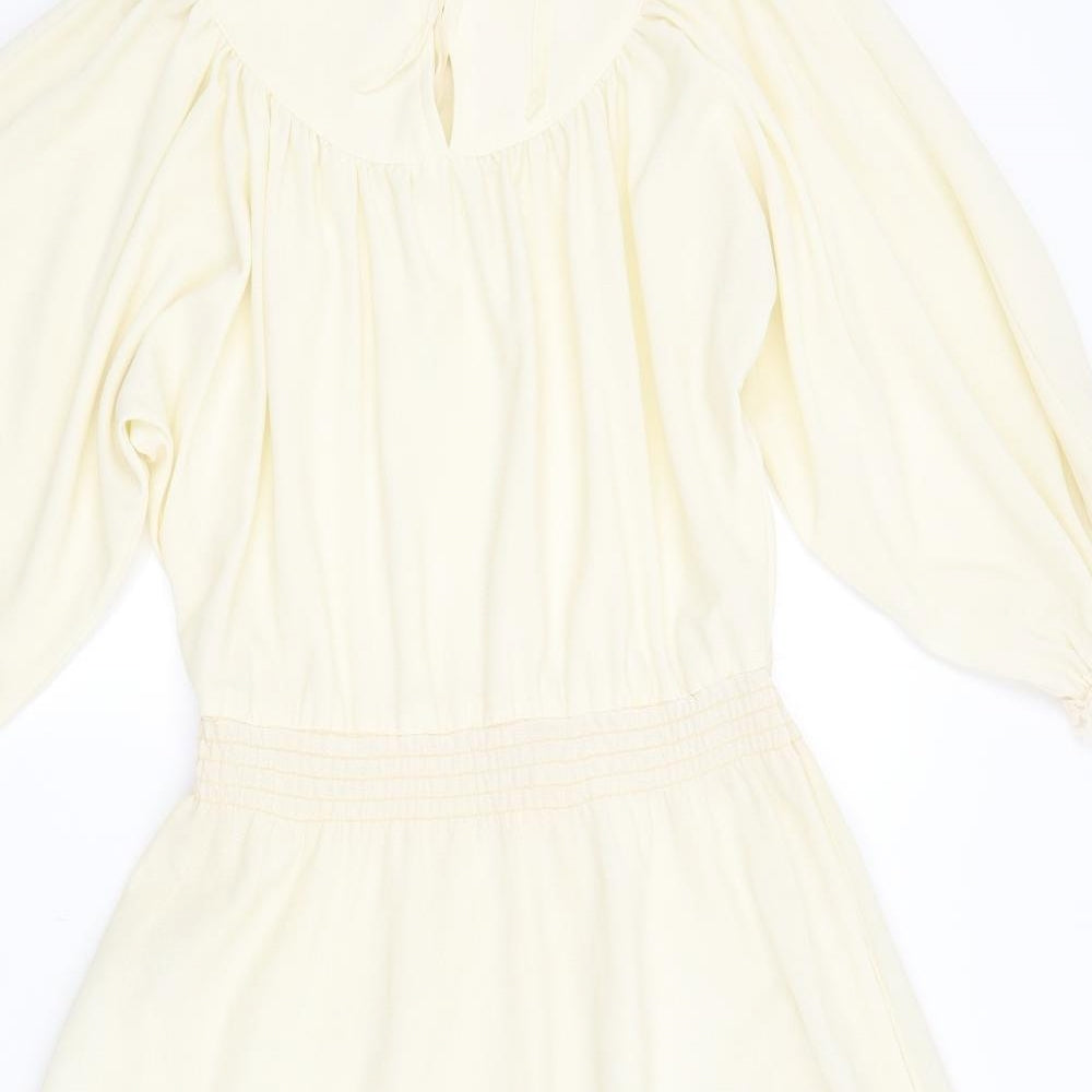 Preworn Womens Ivory   Fit & Flare  Size 10