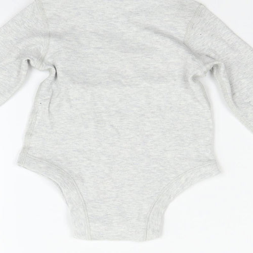 Marks and Spencer Girls Grey   Babygrow One-Piece Size 9-12 Months  - i love my mummy
