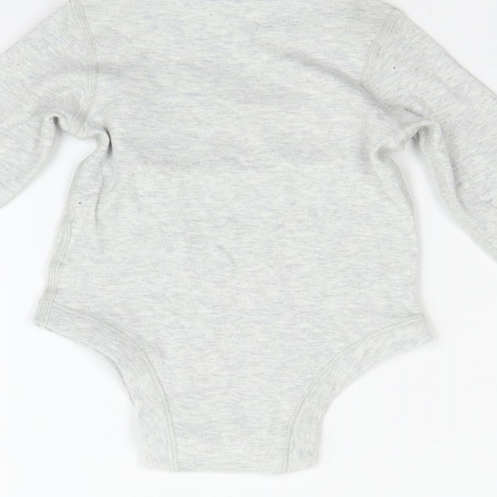 Marks and Spencer Girls Grey   Babygrow One-Piece Size 9-12 Months  - i love my mummy