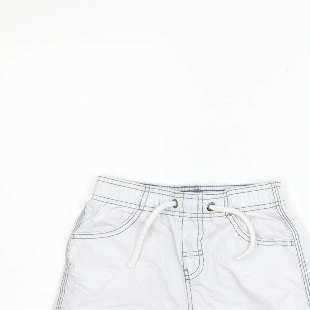 TU Boys White   Chino Shorts Size 6 Years