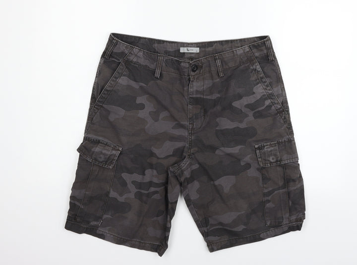 TU Womens Grey Geometric  Chino Shorts Size L