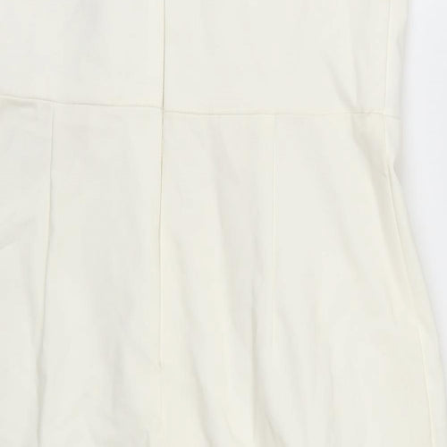Preworn Womens White   Mini  Size 12