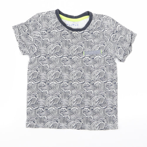 Nutmeg Boys White Animal Print  Basic T-Shirt Size 4 Years