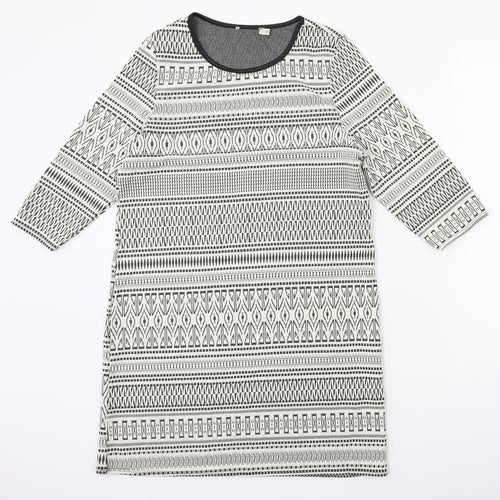 Preworn Womens White Geometric  Shift  Size 12