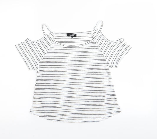Front view of new loo girls’ white striped basic t-shirt, size 10-11, years