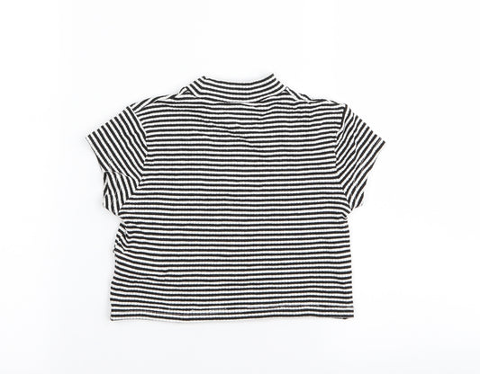 Front view of Preworn girls’ white striped basic t-shirt, size 8-9, years