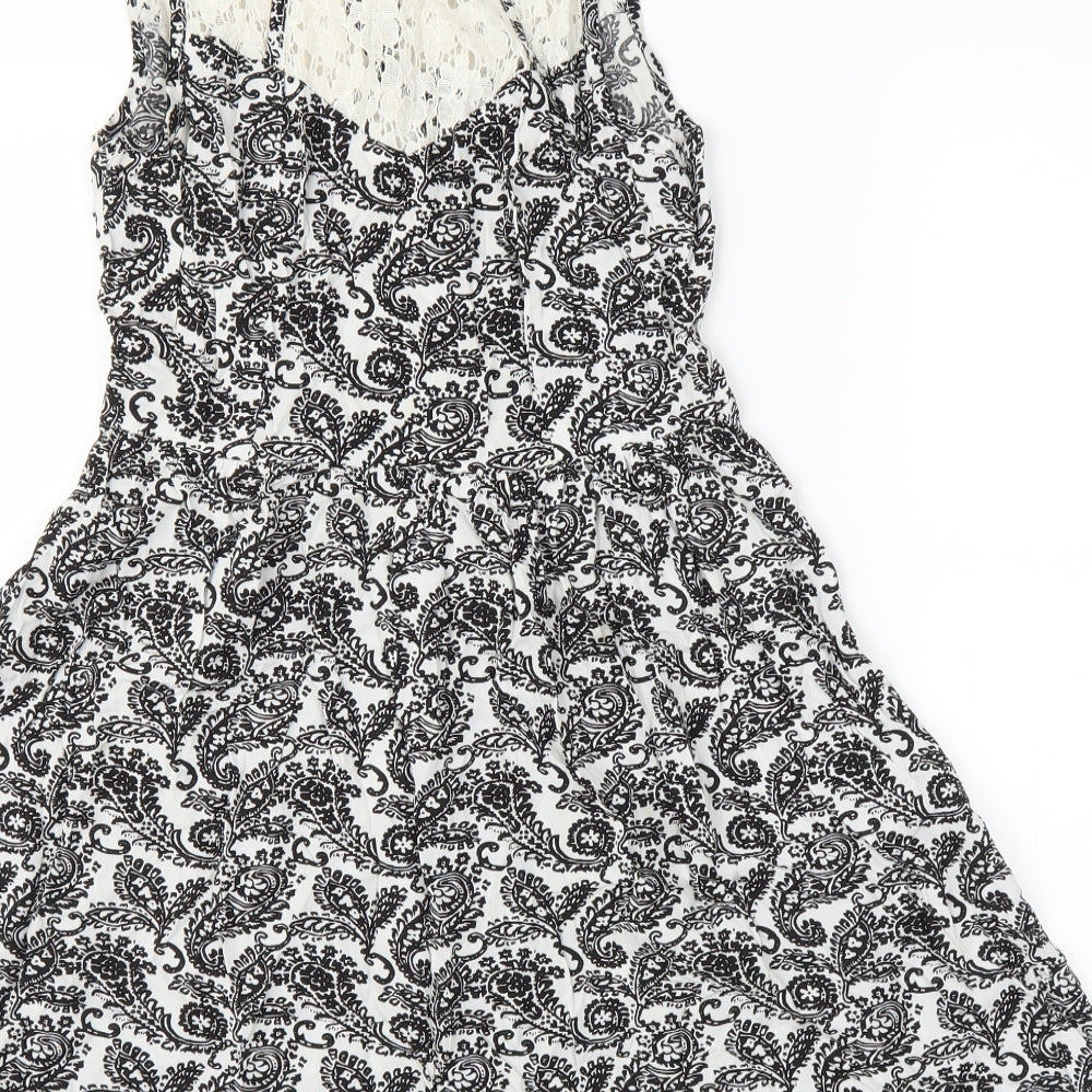 Madam Rage Womens Black Paisley  A-Line  Size 8
