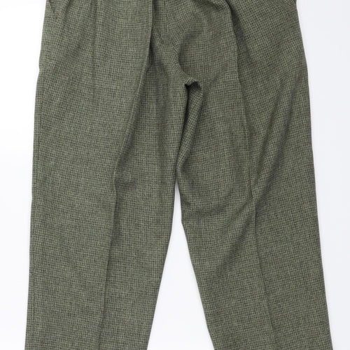 Preworn Womens Green   Trousers  Size 14 L25 in