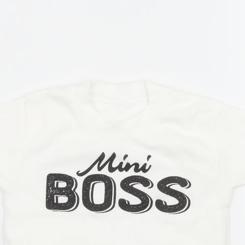 Preworn Baby White  Jersey Basic T-Shirt Size 0-3 Months  - Mini Boss