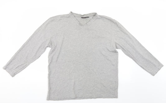 Front view of Livergy men’s grey pullover sweatshirt