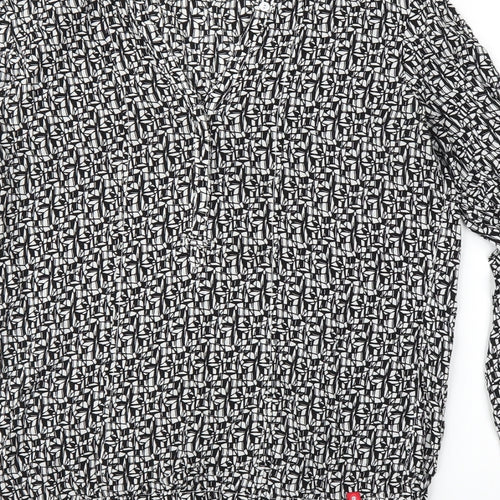 EDC Womens Black Geometric  Basic Blouse Size S