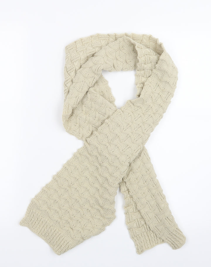 Preworn Womens Beige Knit Scarf