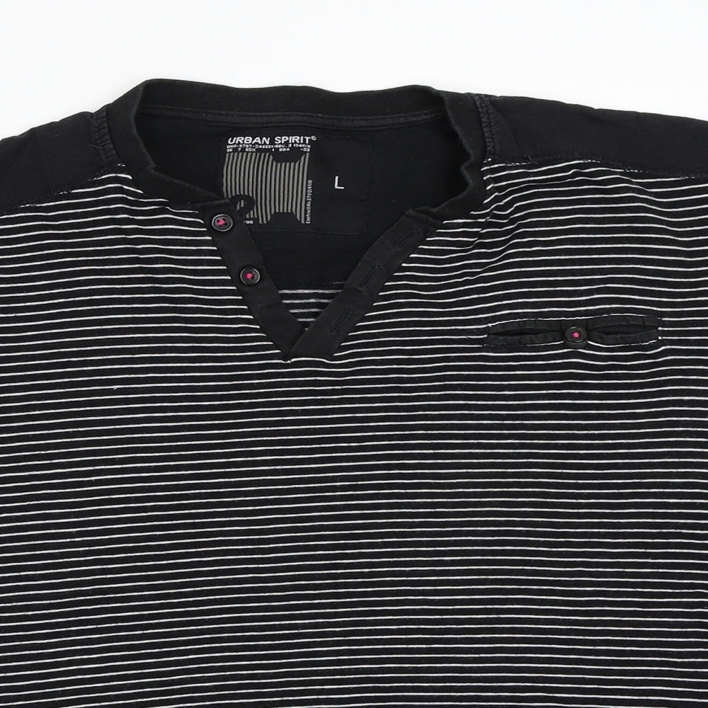Urban spirits Womens Black Striped  Basic T-Shirt Size L