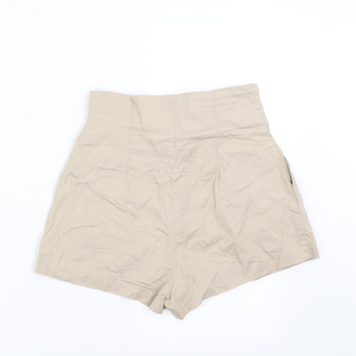 Divided by H&M Womens Beige   Hot Pants Shorts Size 6
