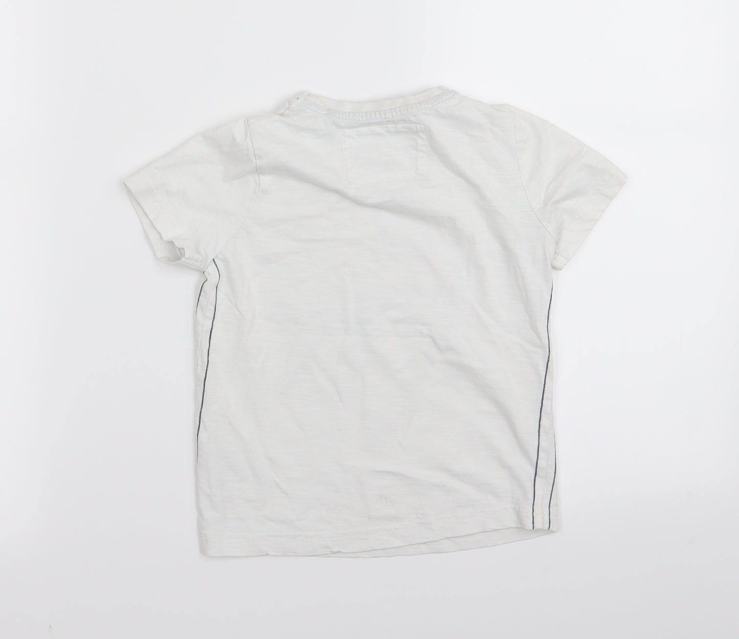 TU Boys White   Basic T-Shirt Size 3 Years