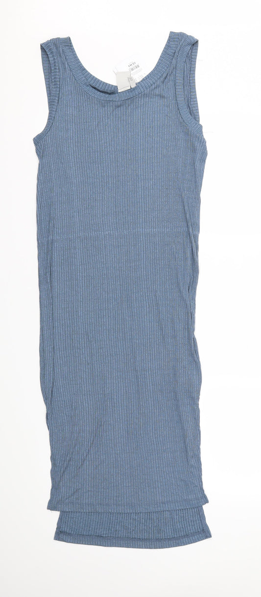 Front view of ICHI women’s blue a-line, size S