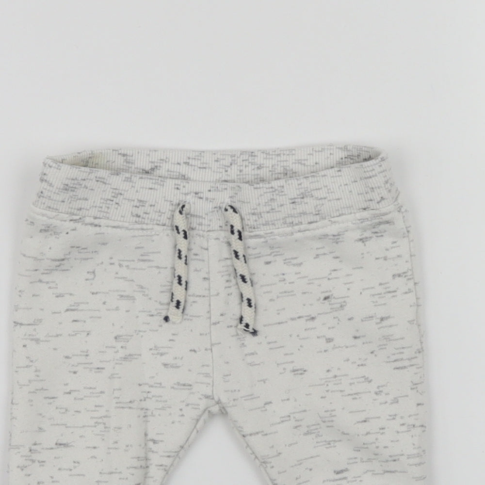 Primark Baby White   Jogger Trousers Size 0-3 Months