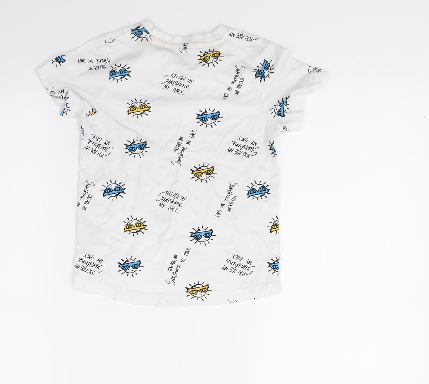 Nutmeg Boys White   Basic T-Shirt Size 2-3 Years  - Sunglasses