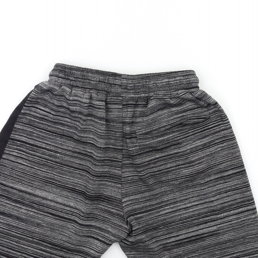Vanquish Mens Grey   Sweat Shorts Size S