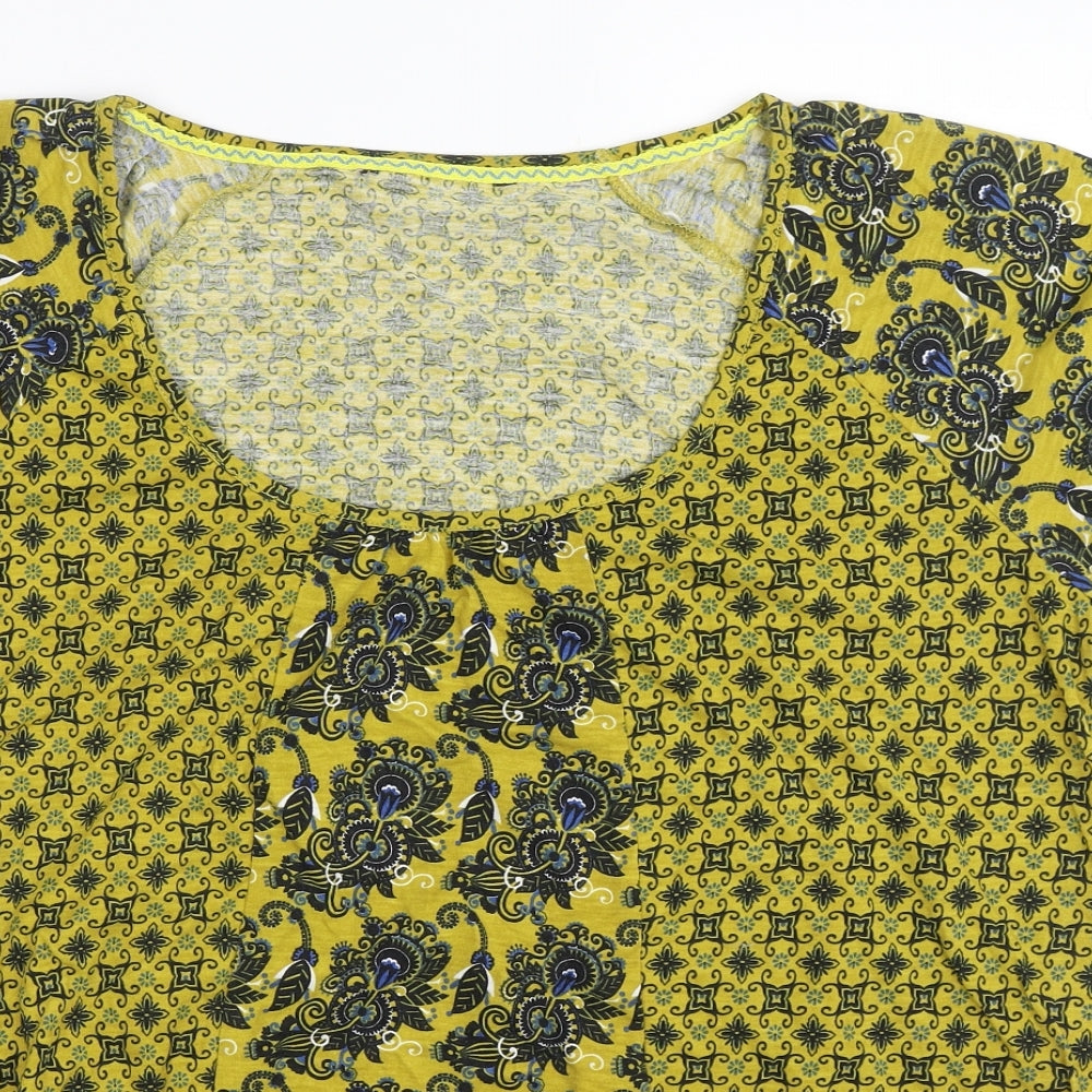 TU Womens Yellow Geometric  Basic T-Shirt Size 14