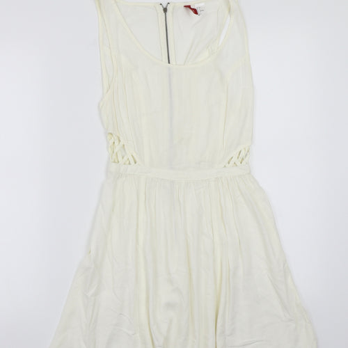 H&M Womens White   A-Line  Size 4