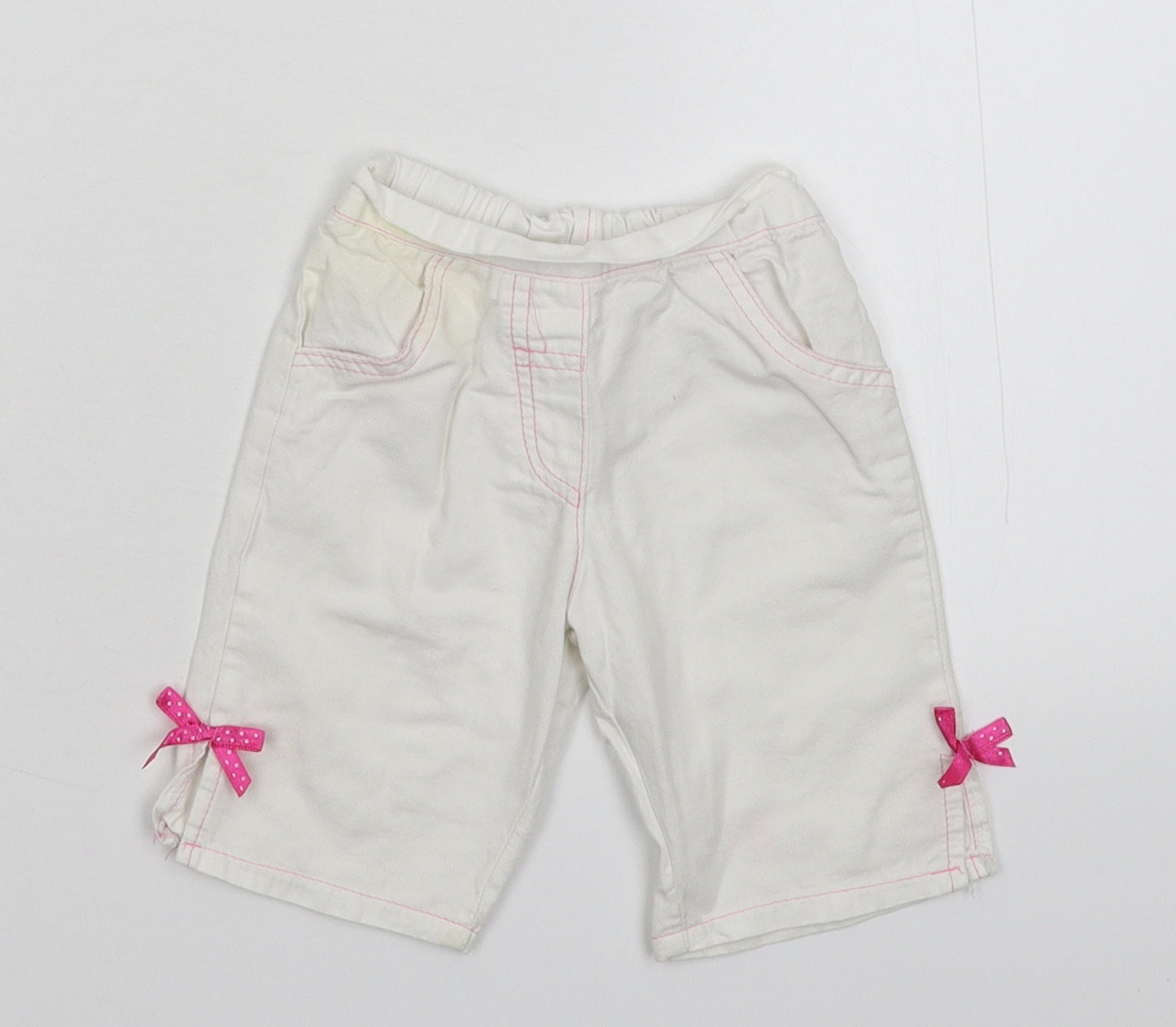 Preworn Girls White   Capri Trousers Size 6-9 Months