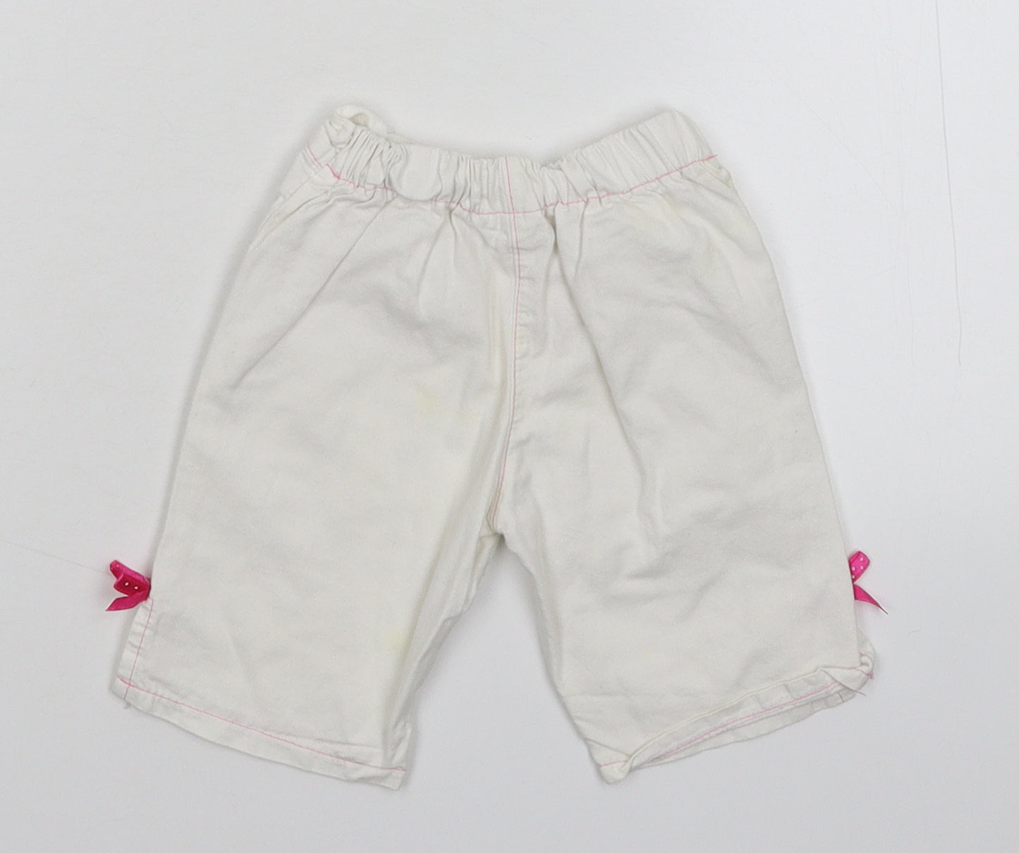 Preworn Girls White   Capri Trousers Size 6-9 Months