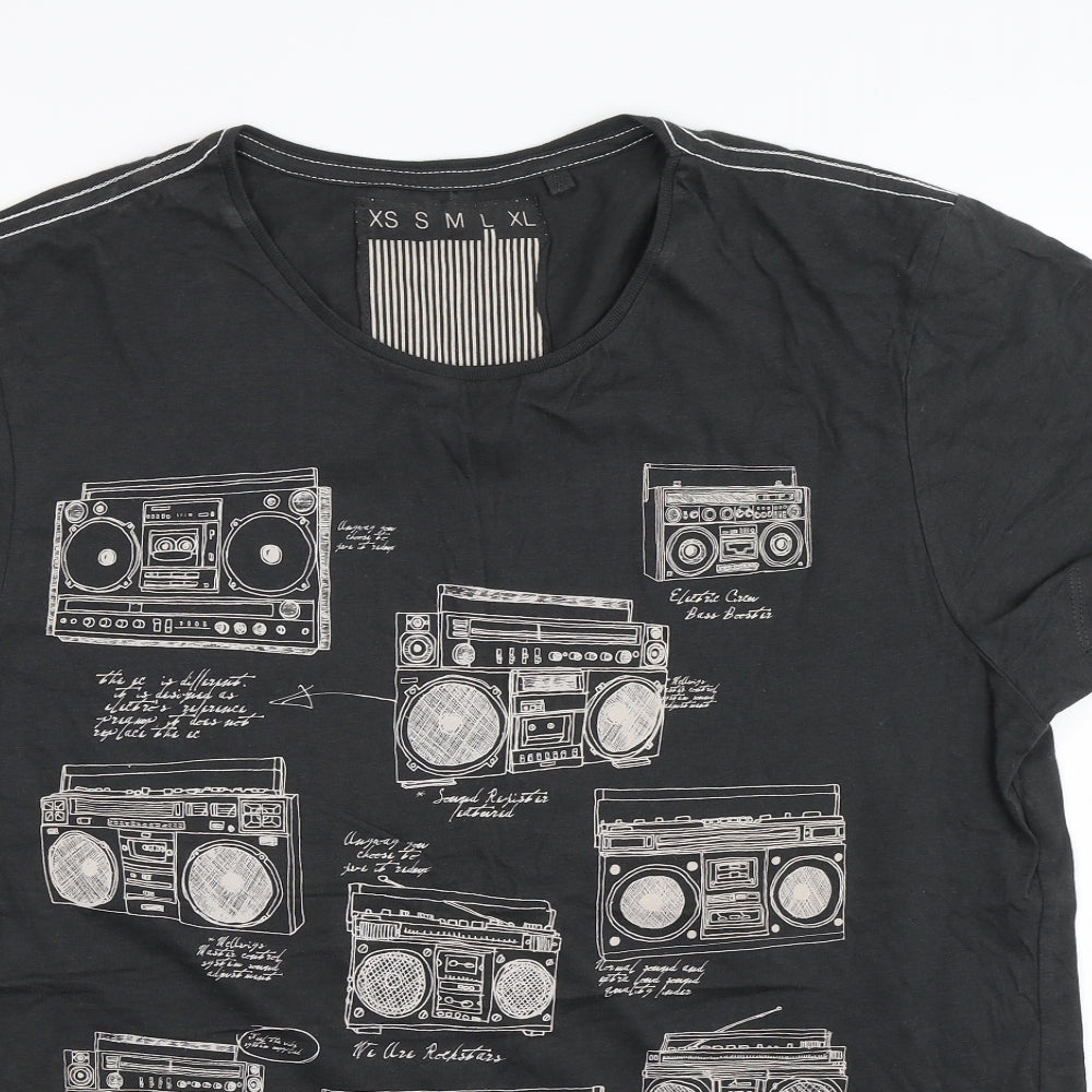 Cedar Wood State Mens Grey    T-Shirt Size L  - Radios