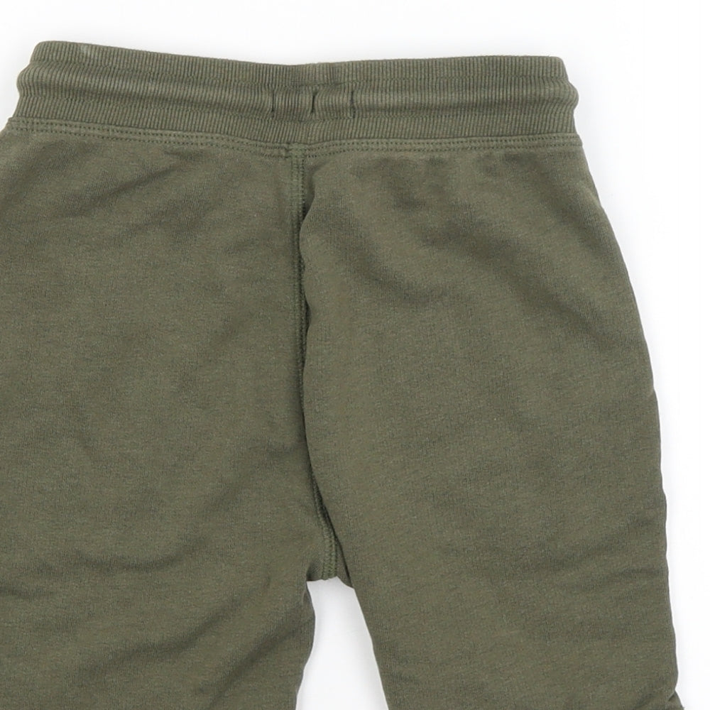 Preworn Boys Green   Cargo Shorts Size 7 Years
