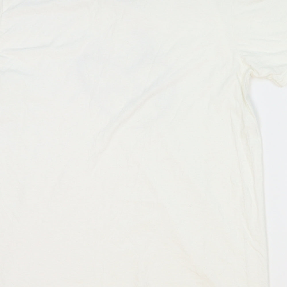 Comic relief Mens White    T-Shirt Size M  - John Mackery
