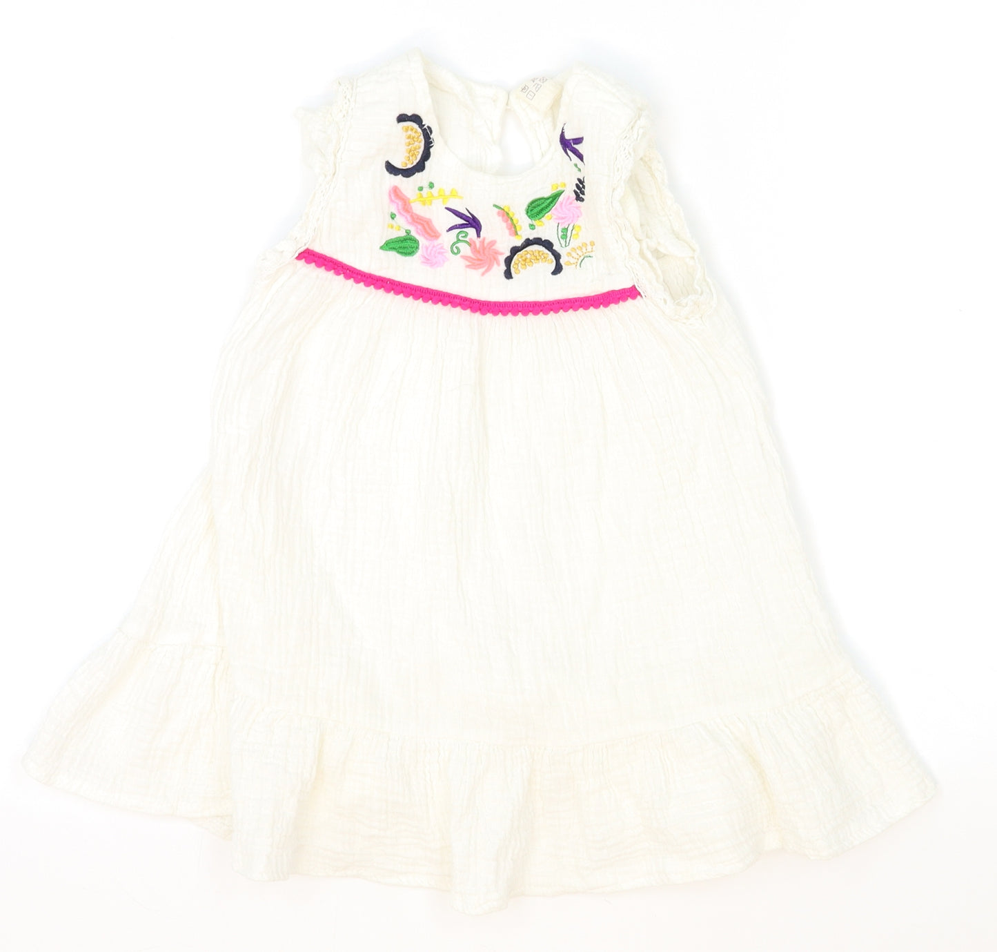 Unbranded Girls White Floral  A-Line  Size 4-5 Years