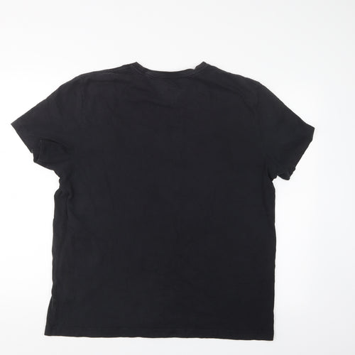 Tommy Hilfger Mens Black    T-Shirt Size XL