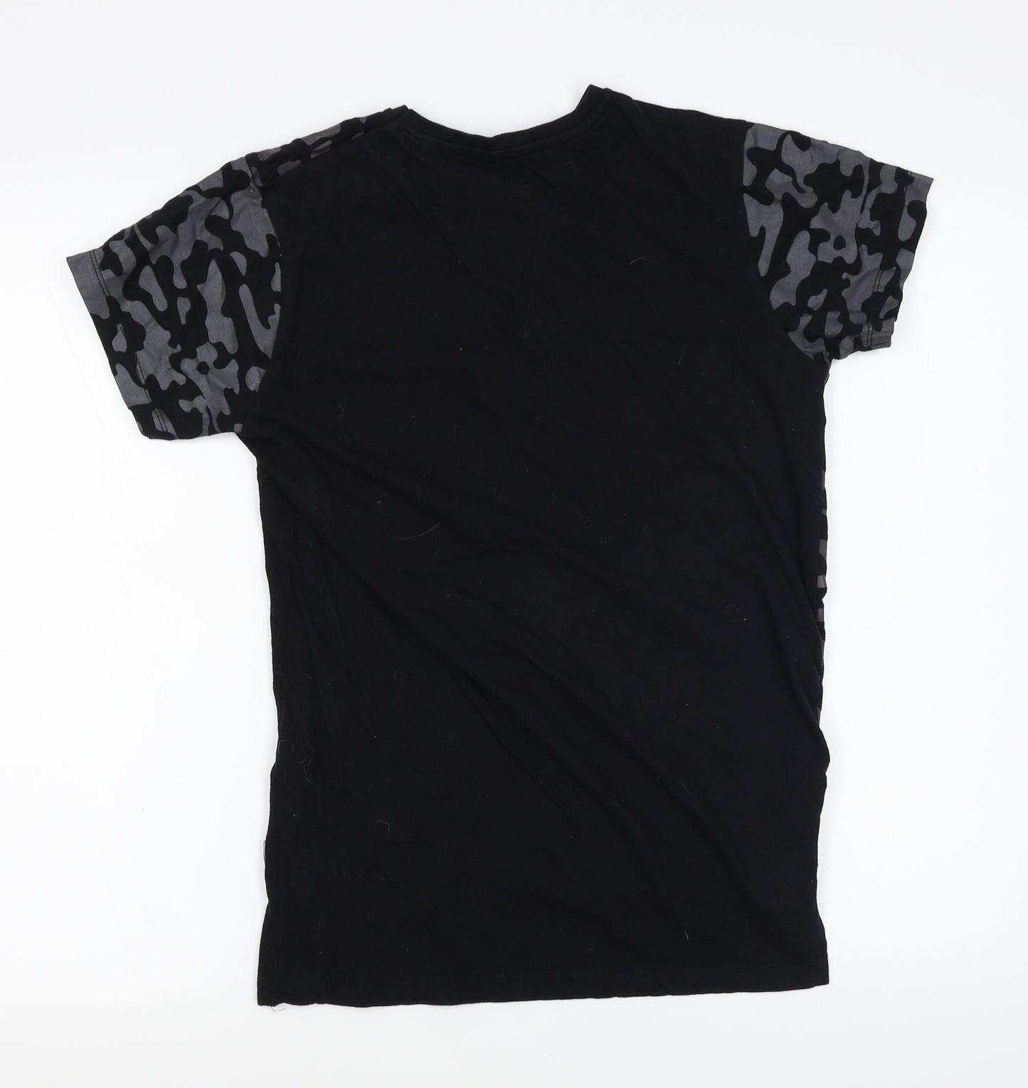 Primark Boys Black Camouflage  Basic T-Shirt Size 11-12 Years