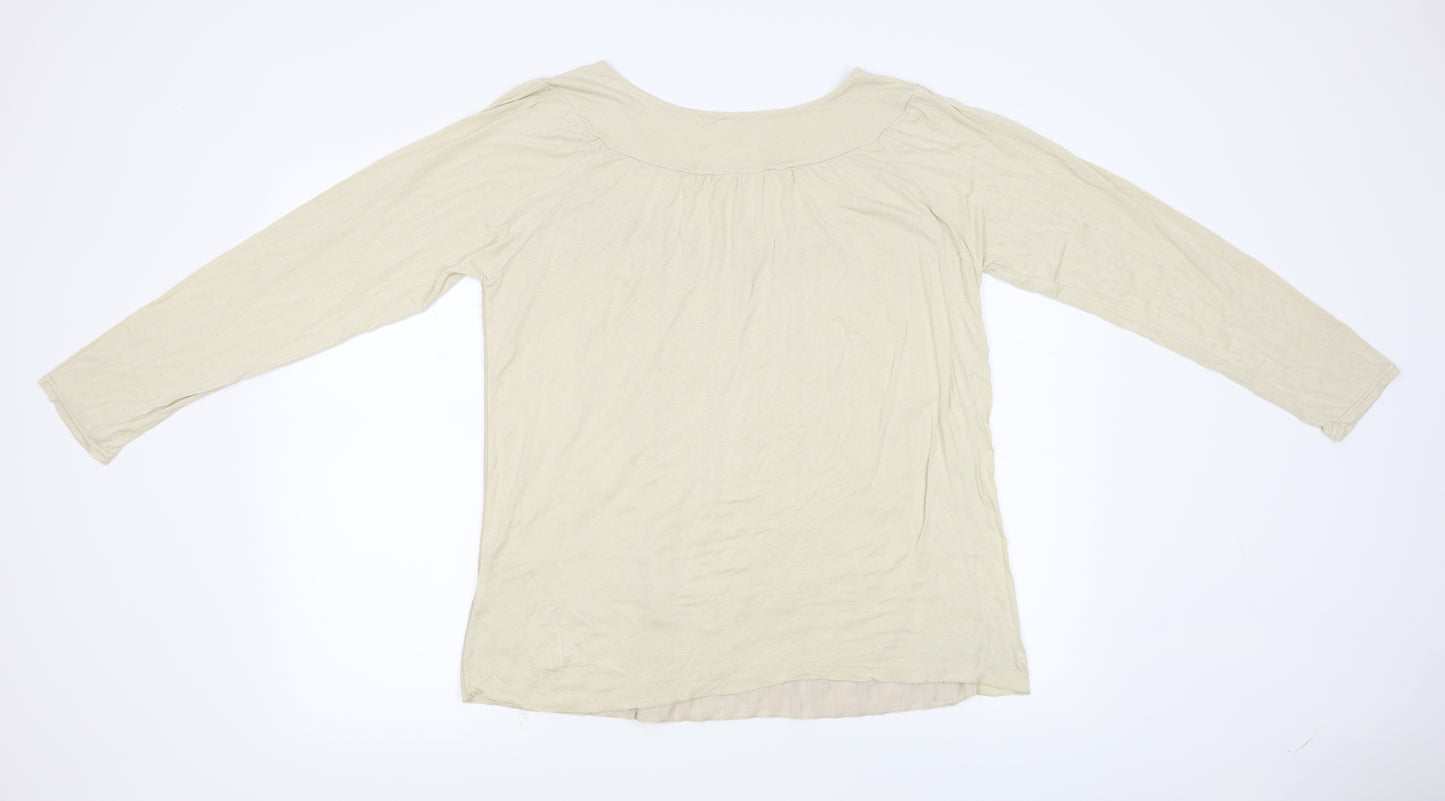 Preworn Womens Beige   Basic T-Shirt Size L