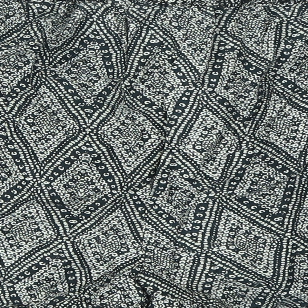 Atmosphere Womens Black Argyle/Diamond  Mom Shorts Size 8